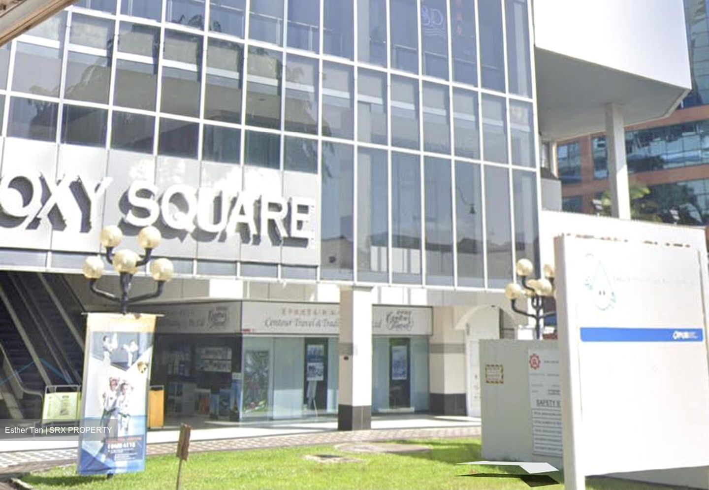 Roxy Square (D15), Retail #548624781